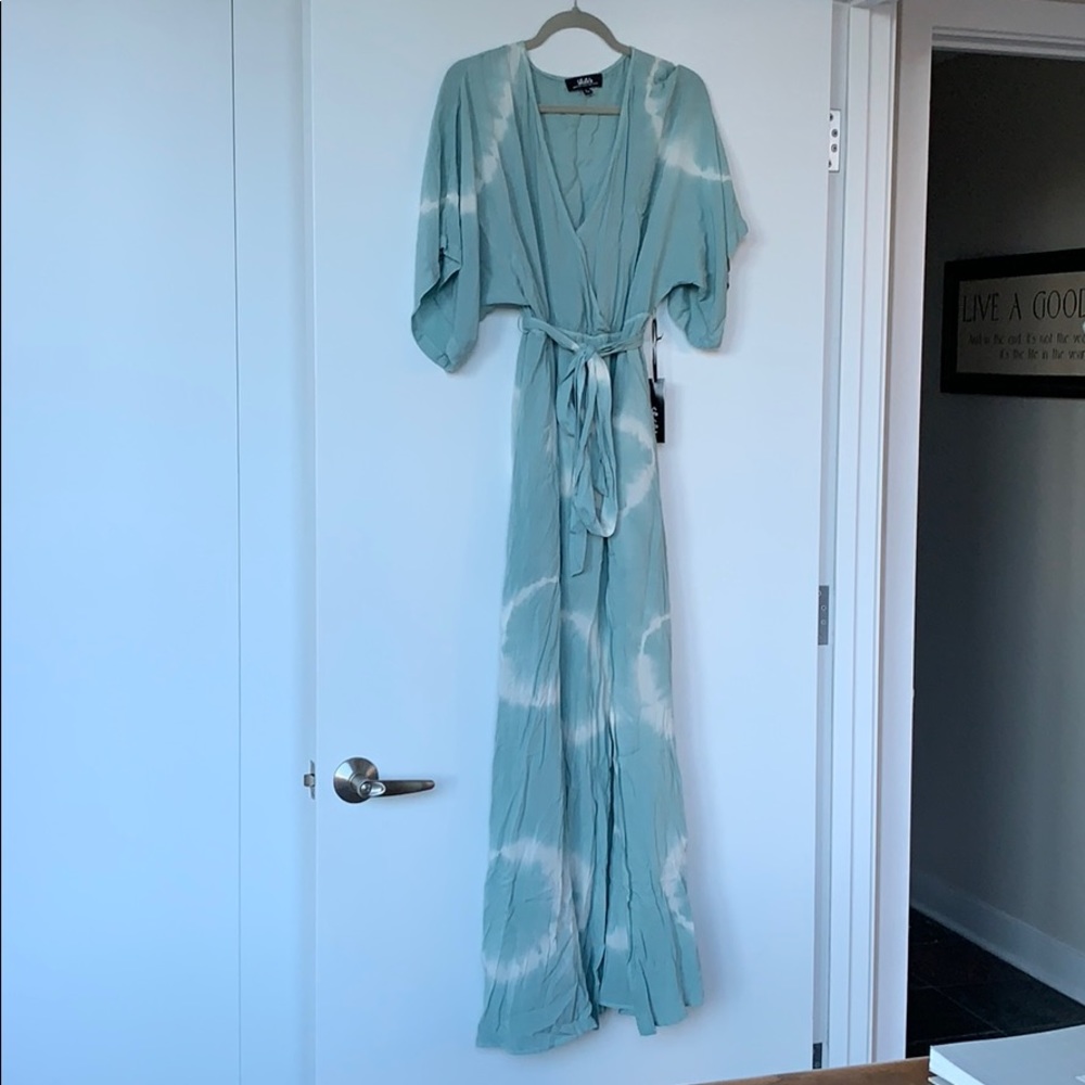 Lulu’s Kimono Sleeve Maxi Teal Tie Dye Wrap Dress